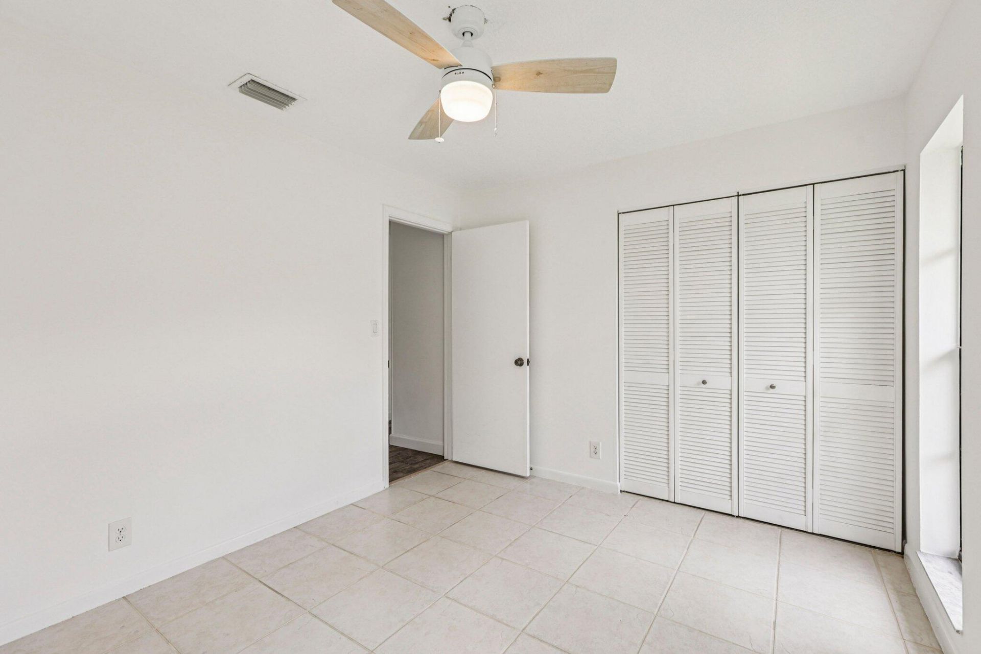 17679 Woodview Terrace, Boca Raton, FL 33487 Photo