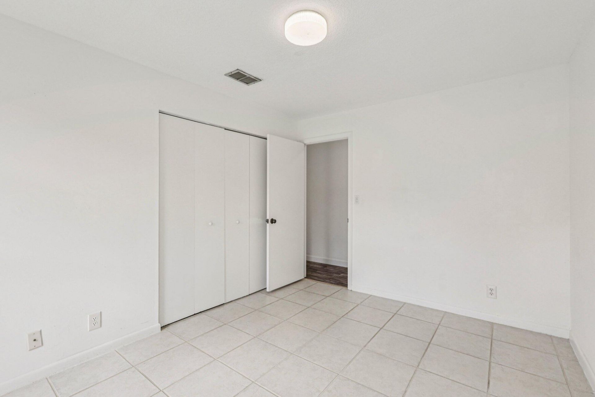 17679 Woodview Terrace, Boca Raton, FL 33487 Photo