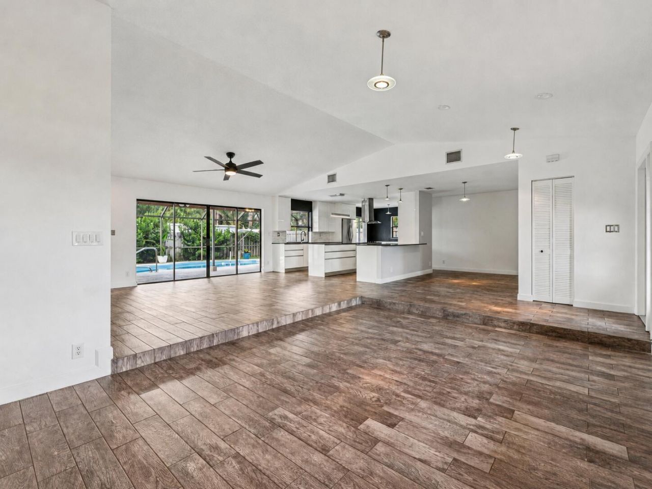 17679 Woodview Terrace, Boca Raton, FL 33487 Photo