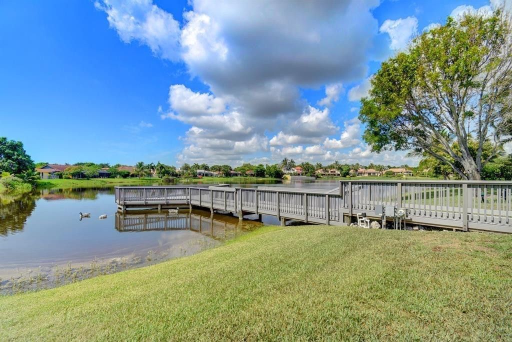 17679 Woodview Terrace, Boca Raton, FL 33487 Photo