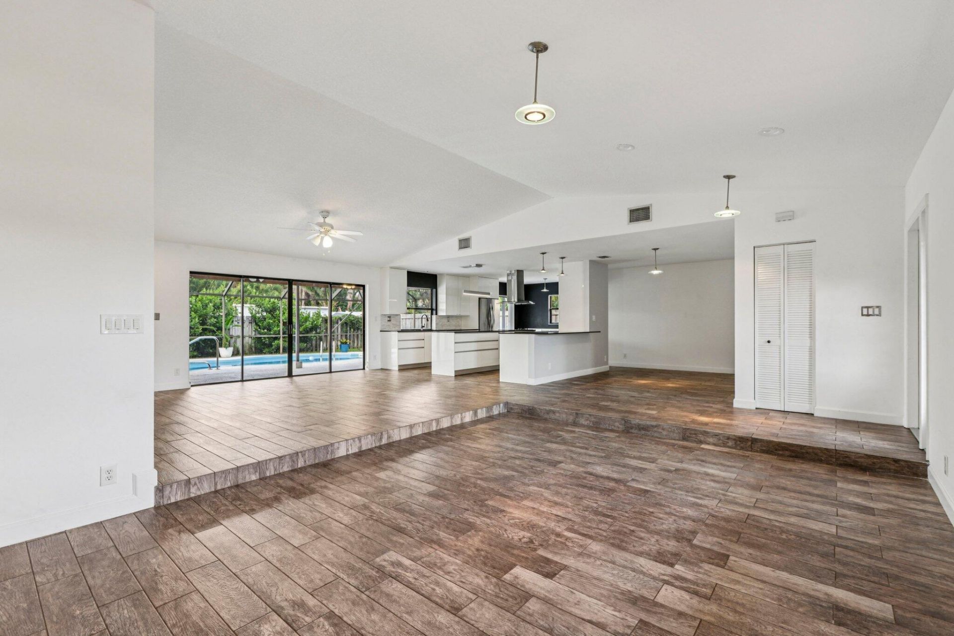 17679 Woodview Terrace, Boca Raton, FL 33487 Photo