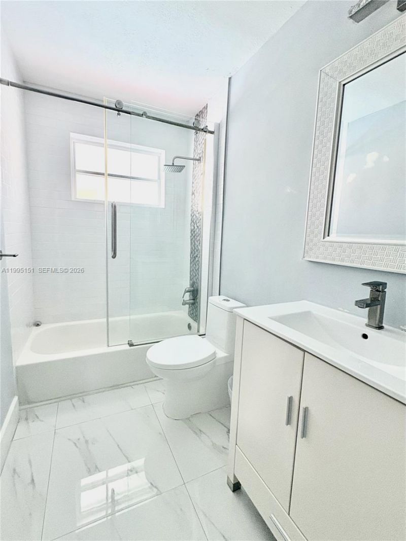 5770 NE 18th Ave, Fort Lauderdale, FL 33334 Photo