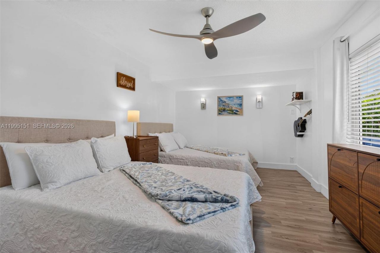 5770 NE 18th Ave, Fort Lauderdale, FL 33334 Photo