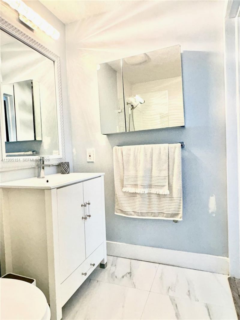 5770 NE 18th Ave, Fort Lauderdale, FL 33334 Photo