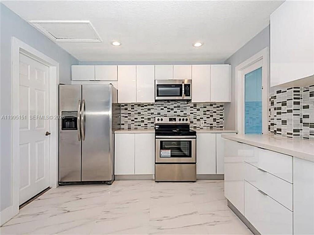 5770 NE 18th Ave, Fort Lauderdale, FL 33334 Photo