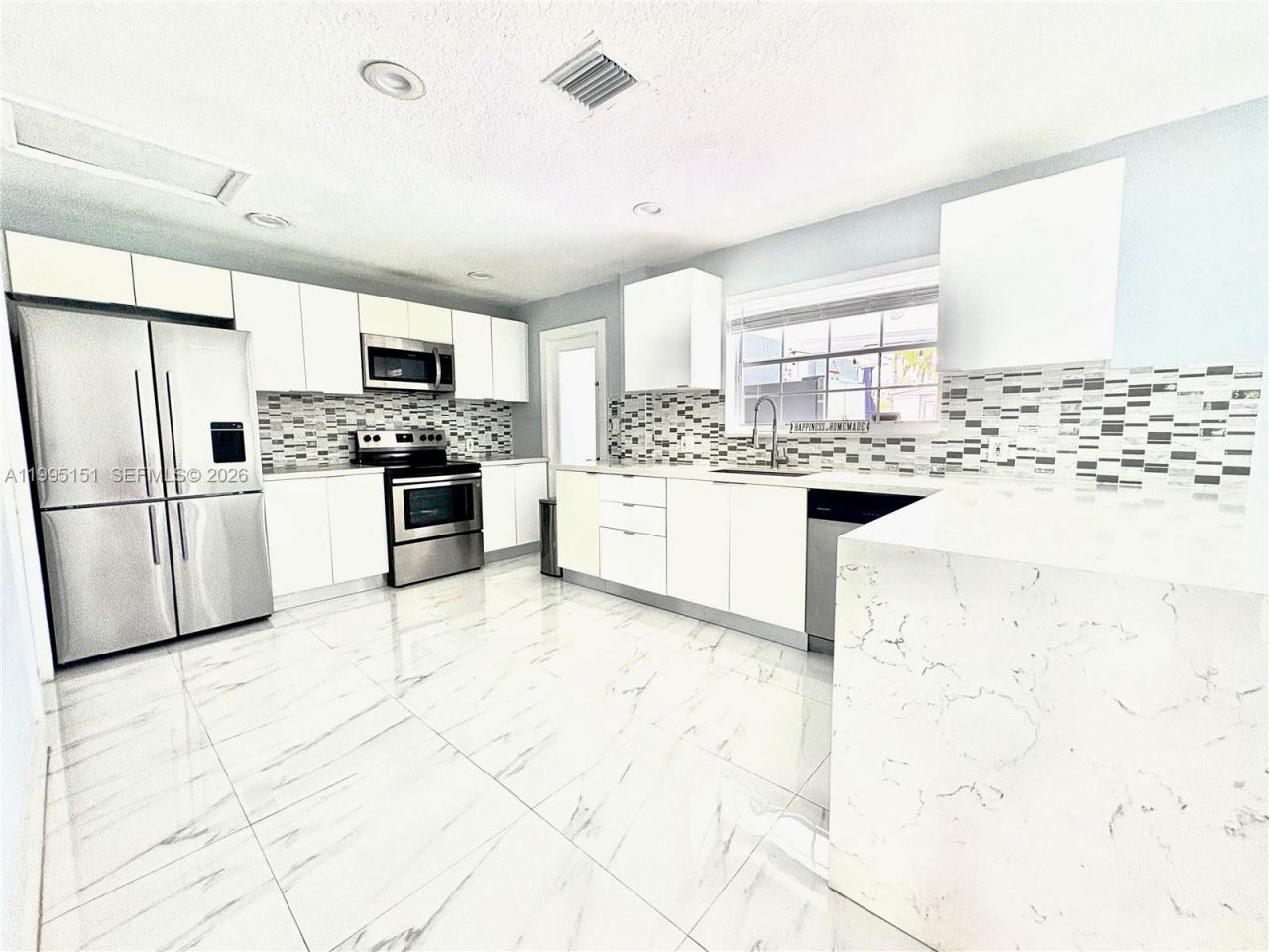 5770 NE 18th Ave, Fort Lauderdale, FL 33334 Photo
