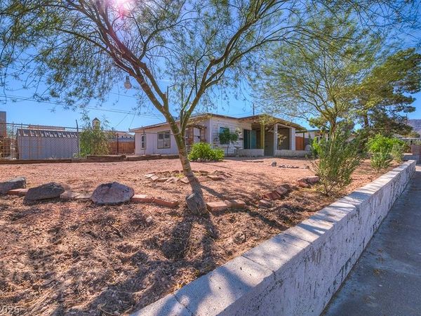 18 Magnesium Street, Henderson, NV 89015