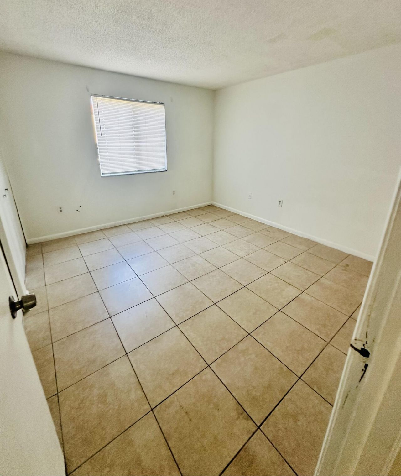 6054 Forest Hill Boulevard, Unit 102, West Palm Beach, FL 33415 Photo