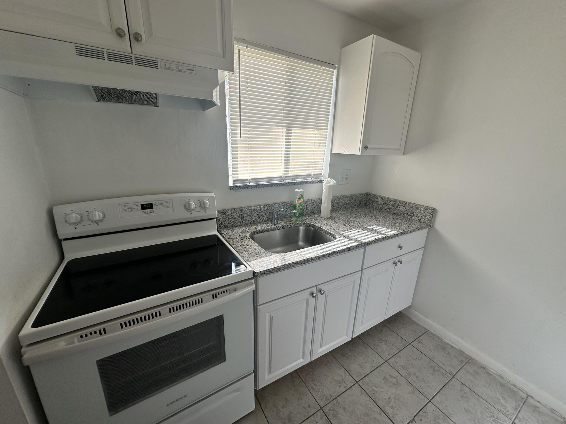 6054 Forest Hill Boulevard, Unit 102, West Palm Beach, FL 33415 Photo