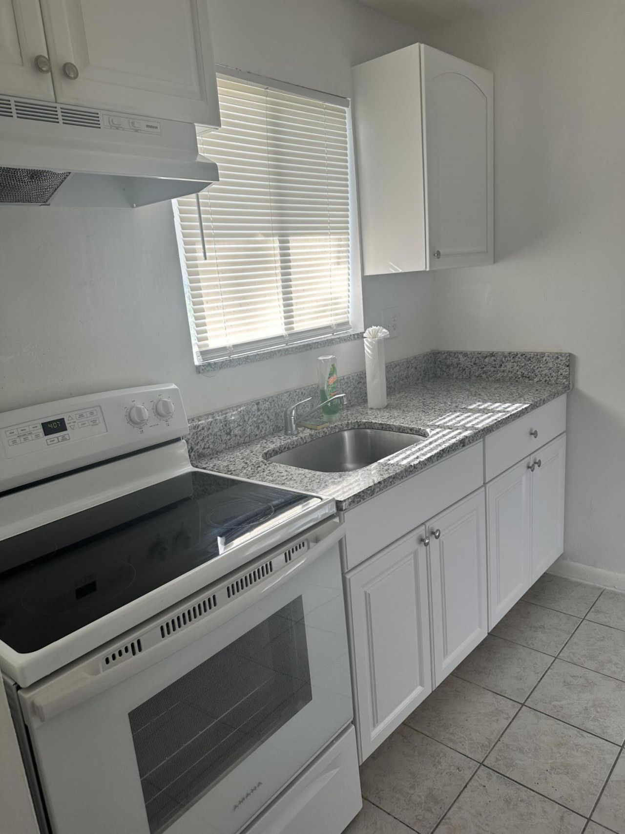 6054 Forest Hill Boulevard, Unit 102, West Palm Beach, FL 33415 Photo