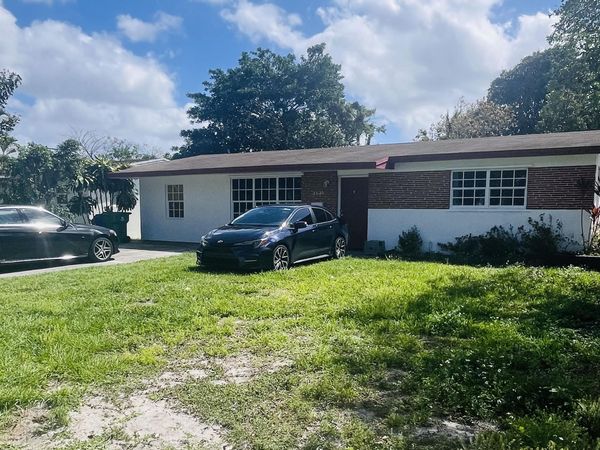 2649 Jamaica Drive, Miramar, FL 33023