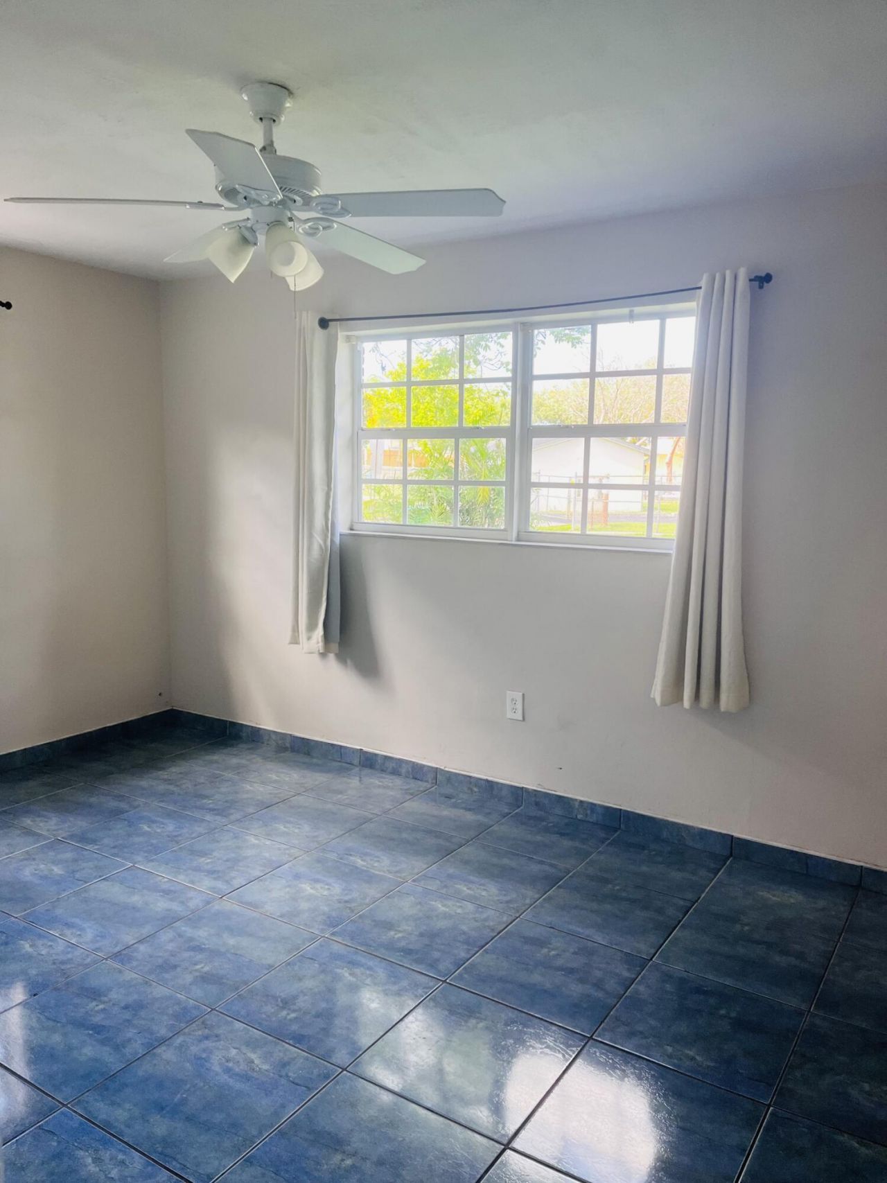 2649 Jamaica Drive, Miramar, FL 33023 Photo