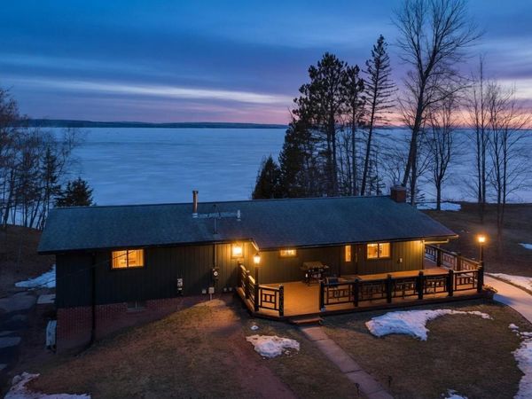 3903 Lake Park Rd, Ashland, WI 54806