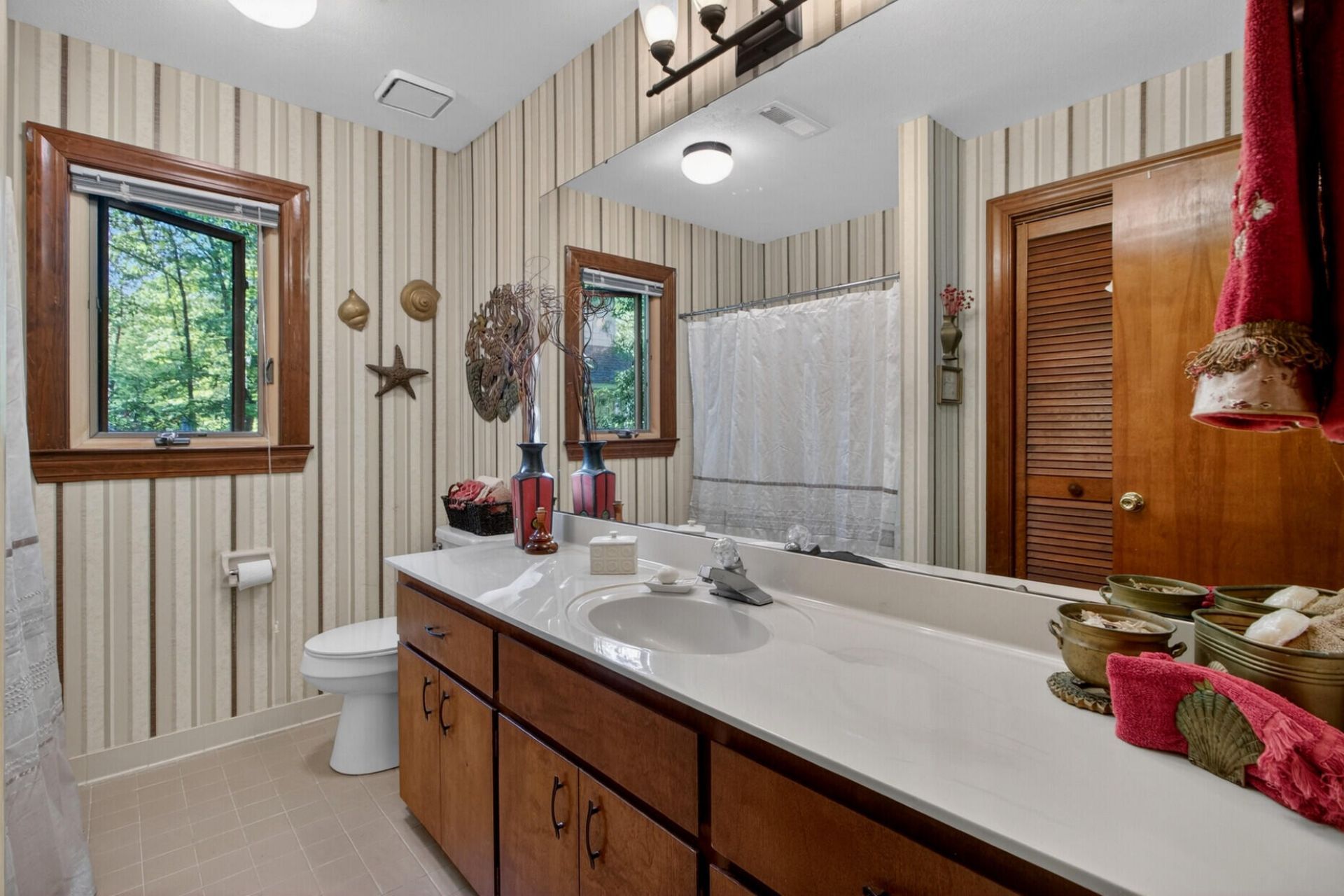 144 Brandywine Drive Photo 32