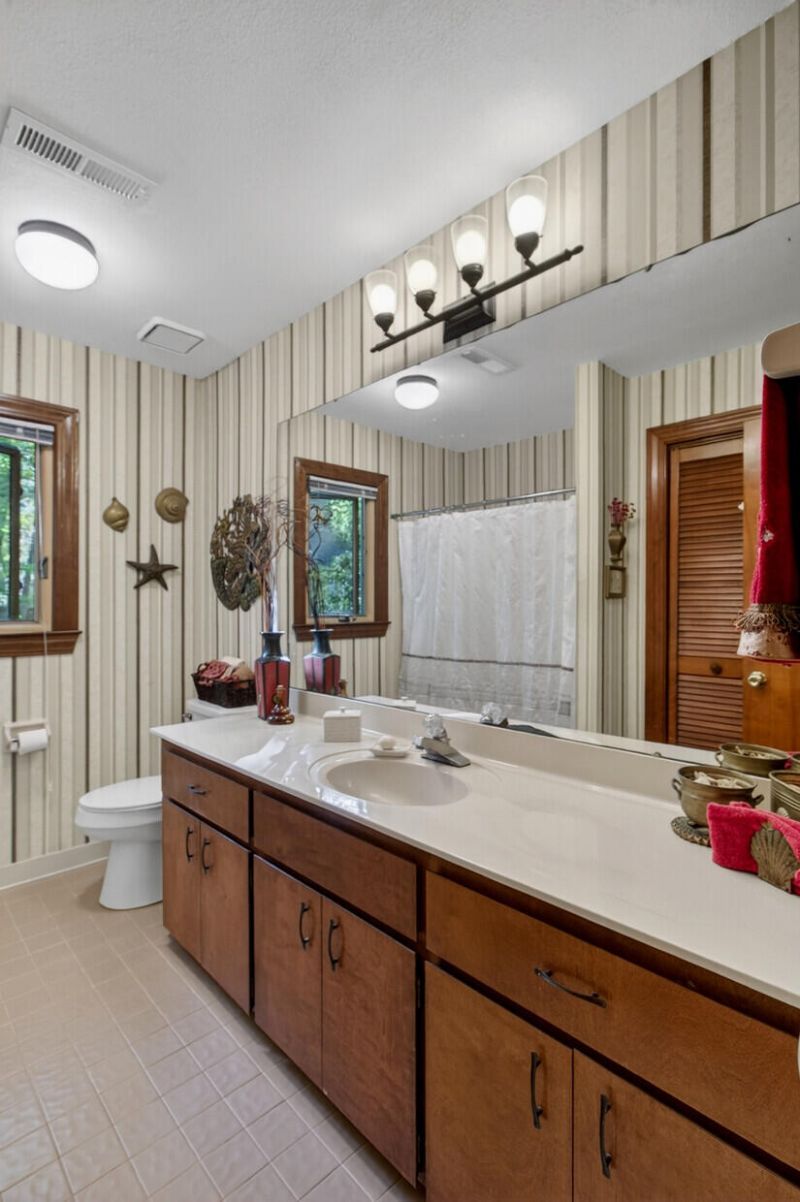 144 Brandywine Drive Photo 33