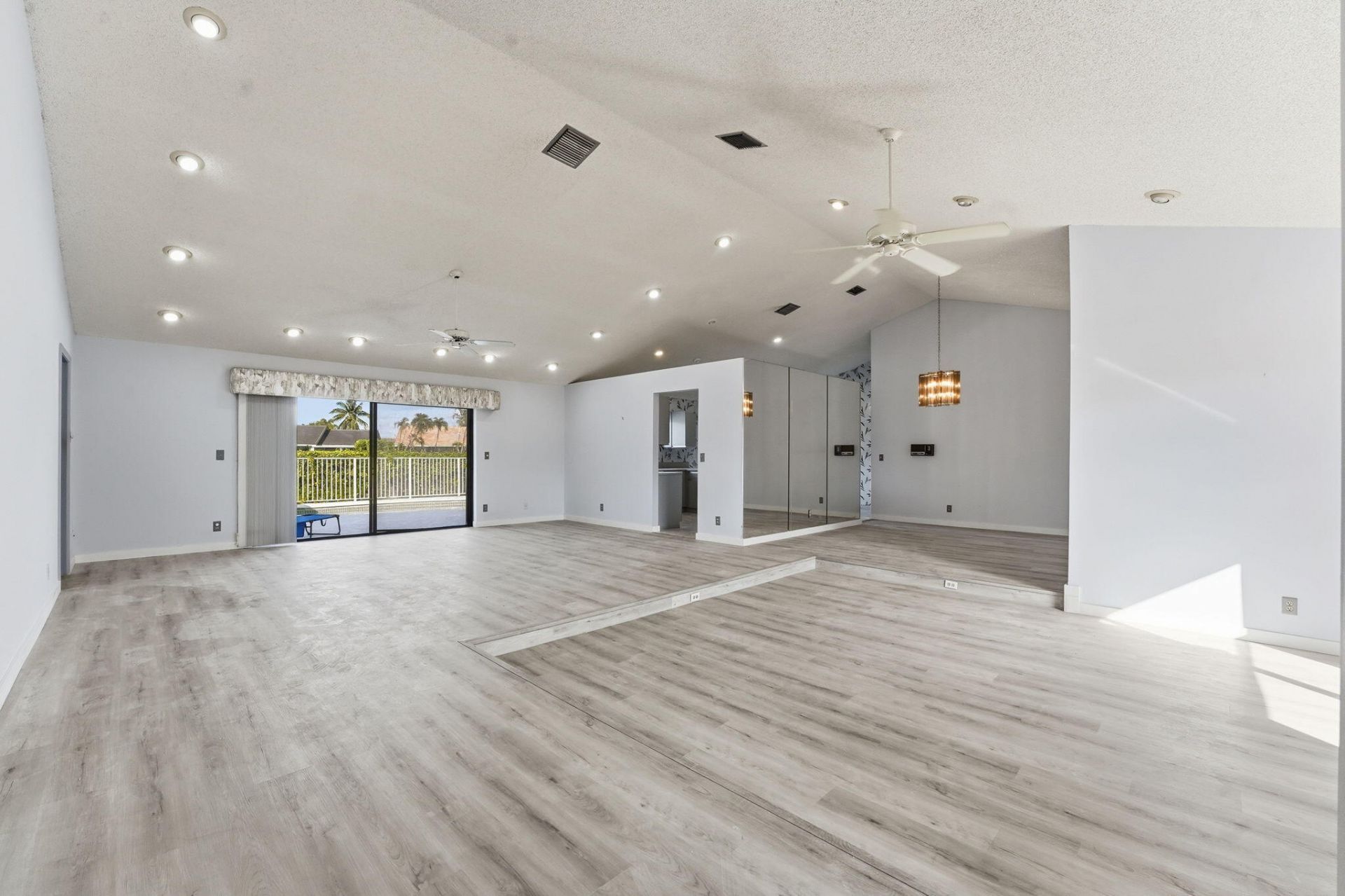 9476 El Clair Ranch Road, Boynton Beach, FL 33437 Photo
