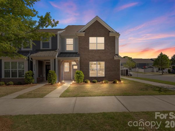 2004 Blewett Drive, Charlotte, NC 28269