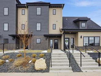 4156 Arthur Drive S Fargo, ND 58104