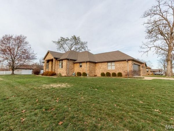 1808 MAGNOLIA Drive, Lebanon, MO 65536