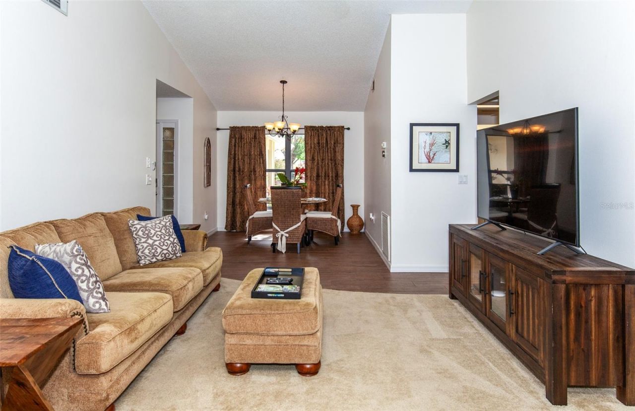 247 Southampton Lane, Unit 272, Venice, FL 34293 Photo