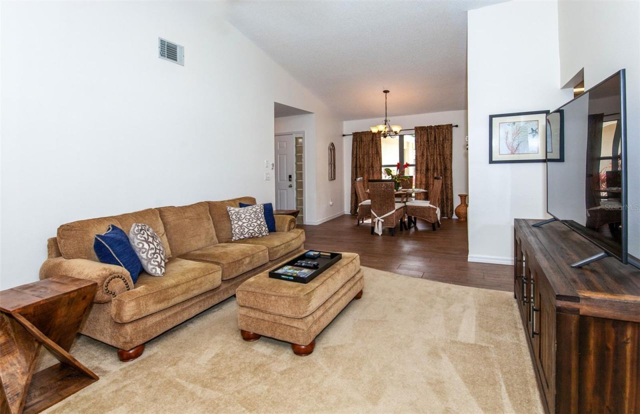 247 Southampton Lane, Unit 272, Venice, FL 34293 Photo