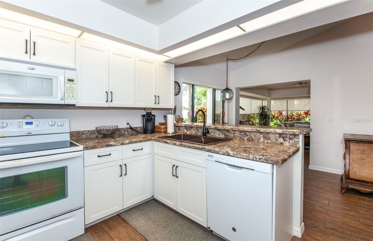 247 Southampton Lane, Unit 272, Venice, FL 34293 Photo