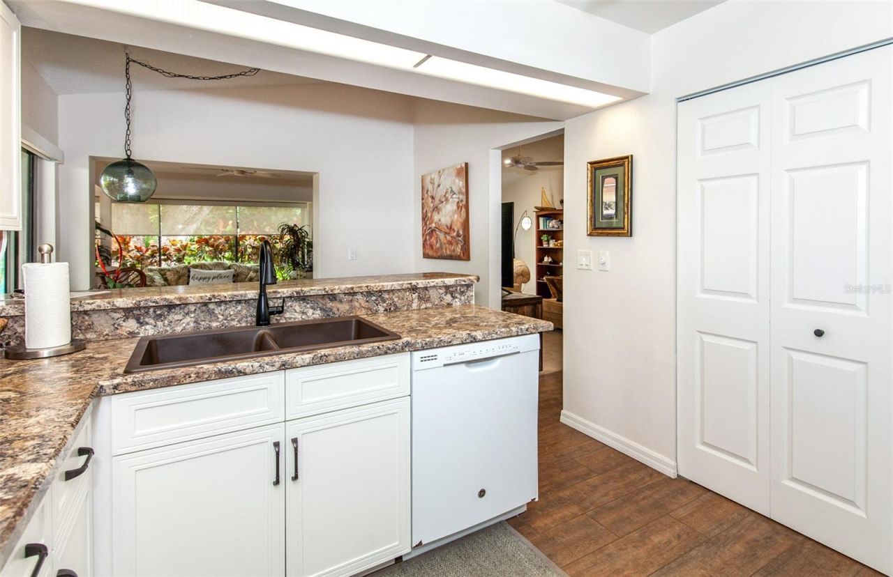 247 Southampton Lane, Unit 272, Venice, FL 34293 Photo