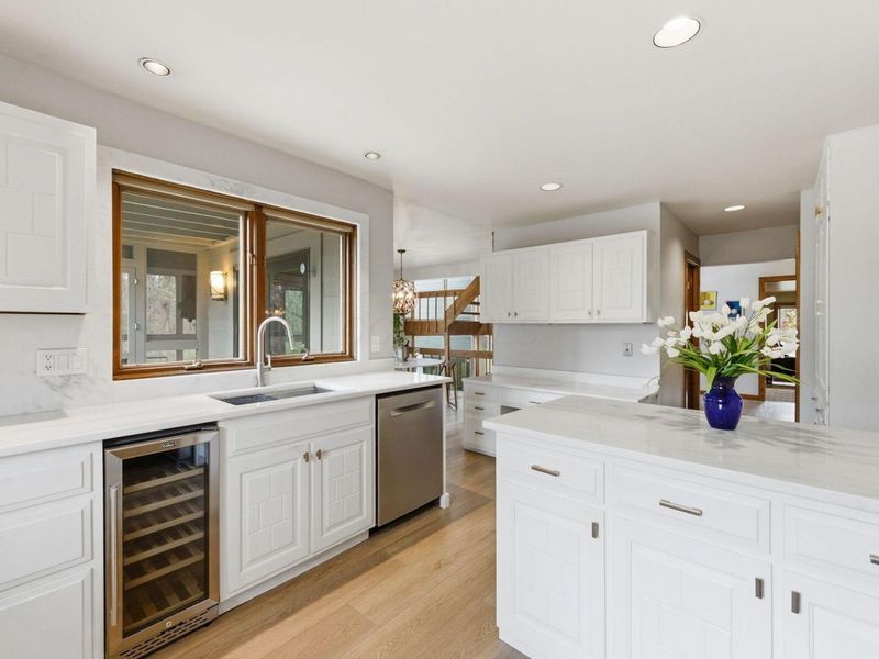 235 Partridge Bend , Powell, OH 43065 Photo 10