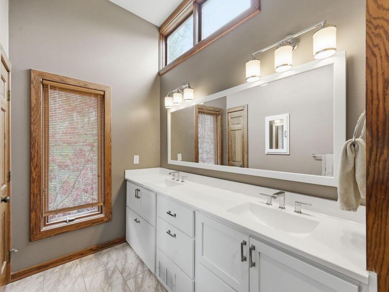 235 Partridge Bend , Powell, OH 43065 Photo 27