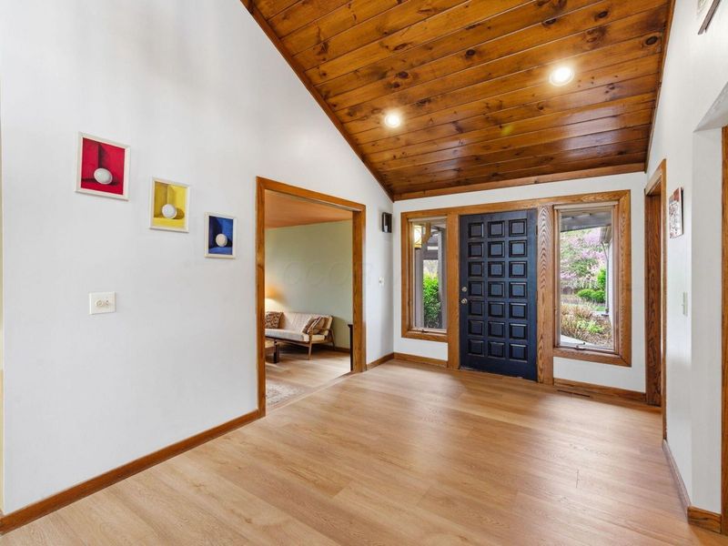 235 Partridge Bend , Powell, OH 43065 Photo 4