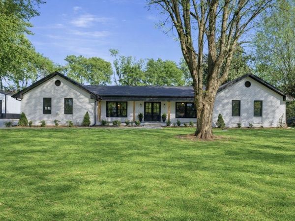 301 Rosebrook Dr, Gallatin, TN 37066