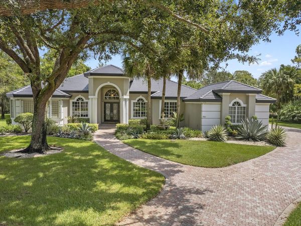 856 Forest Glen Lane, Wellington, FL 33414