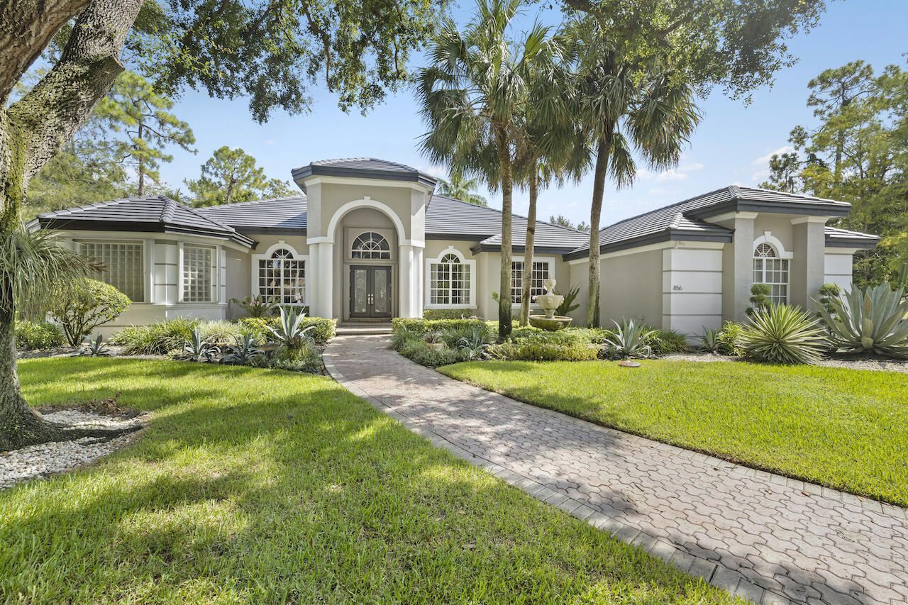 856 Forest Glen Lane, Wellington, FL 33414 Photo