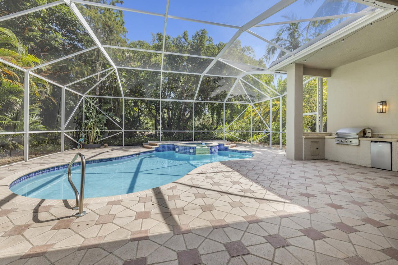 856 Forest Glen Lane, Wellington, FL 33414 Photo