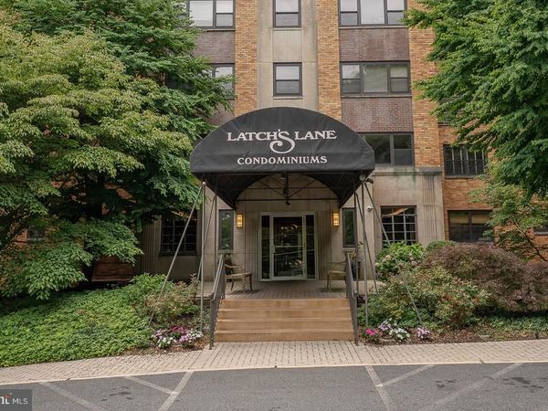 40 OLD LANCASTER ROAD , Unit 512, MERION STATION, PA 19066