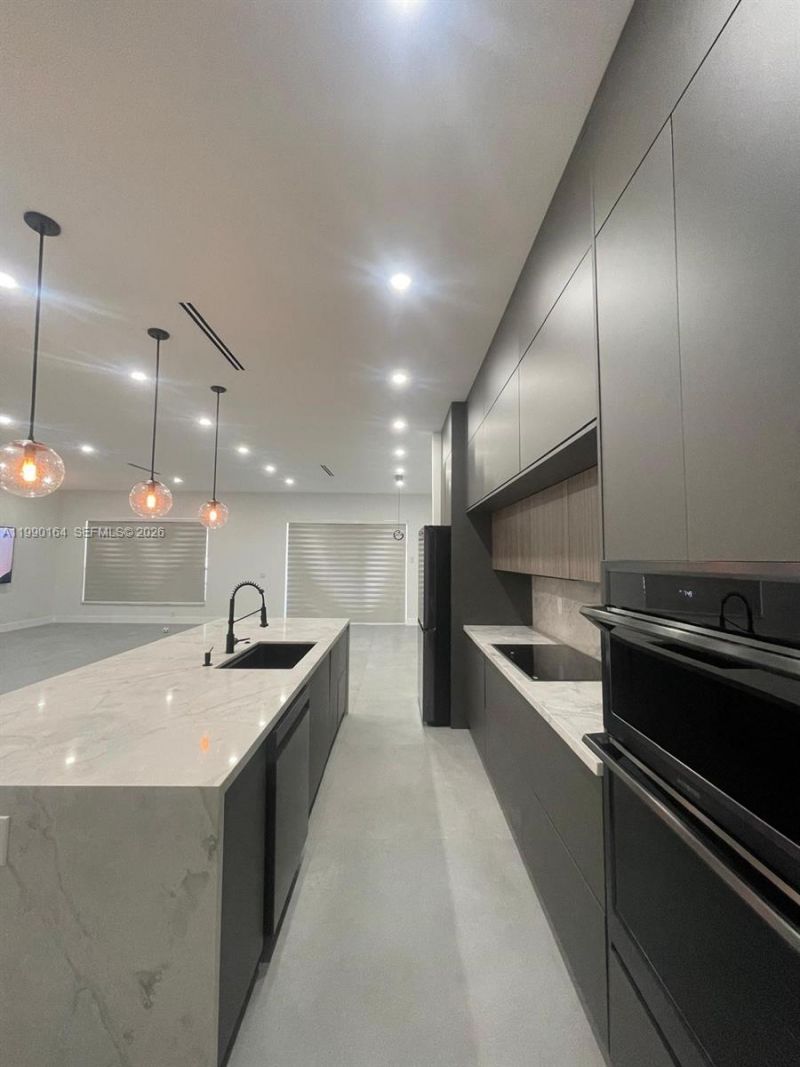 5350 SW 33rd Ave, Hollywood, FL 33312 Photo