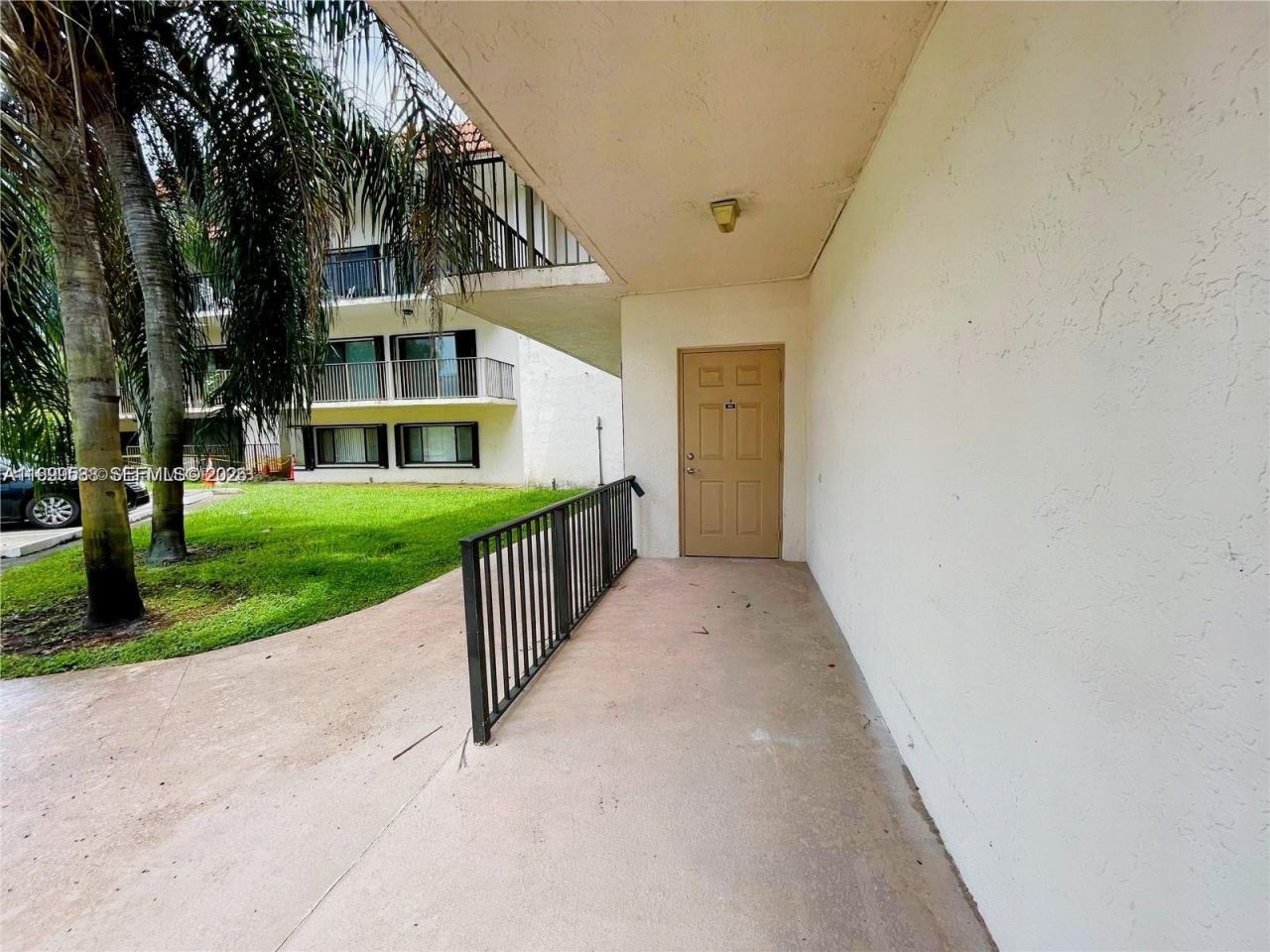 4725 SW 62nd Ave, Unit 103, Davie, FL 33314 Photo