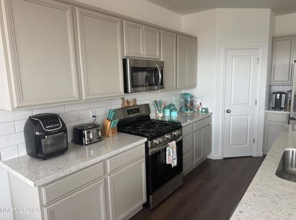 1435 Jett Way, Carson City, NV 89705 Photo