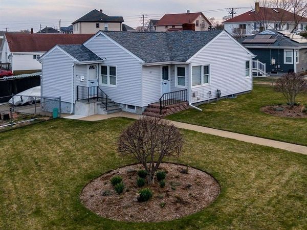 47 Stockton St, Fall River, MA 02721