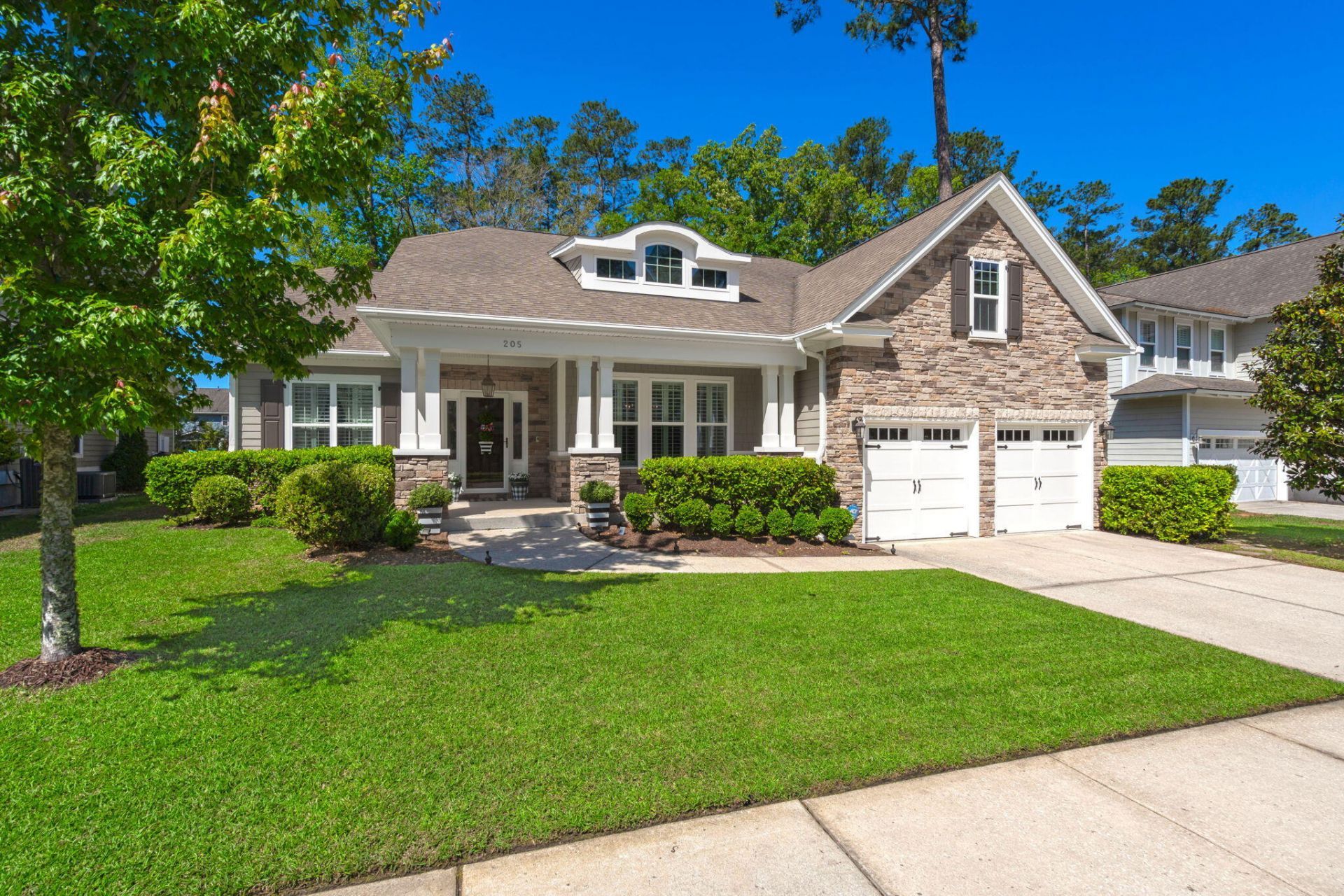 205 Weston Hall Drive Photo 11