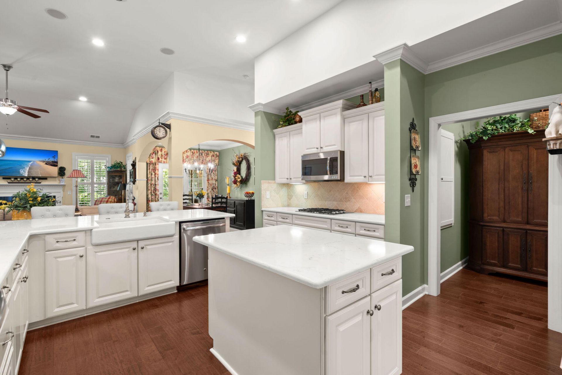 205 Weston Hall Drive Photo 26