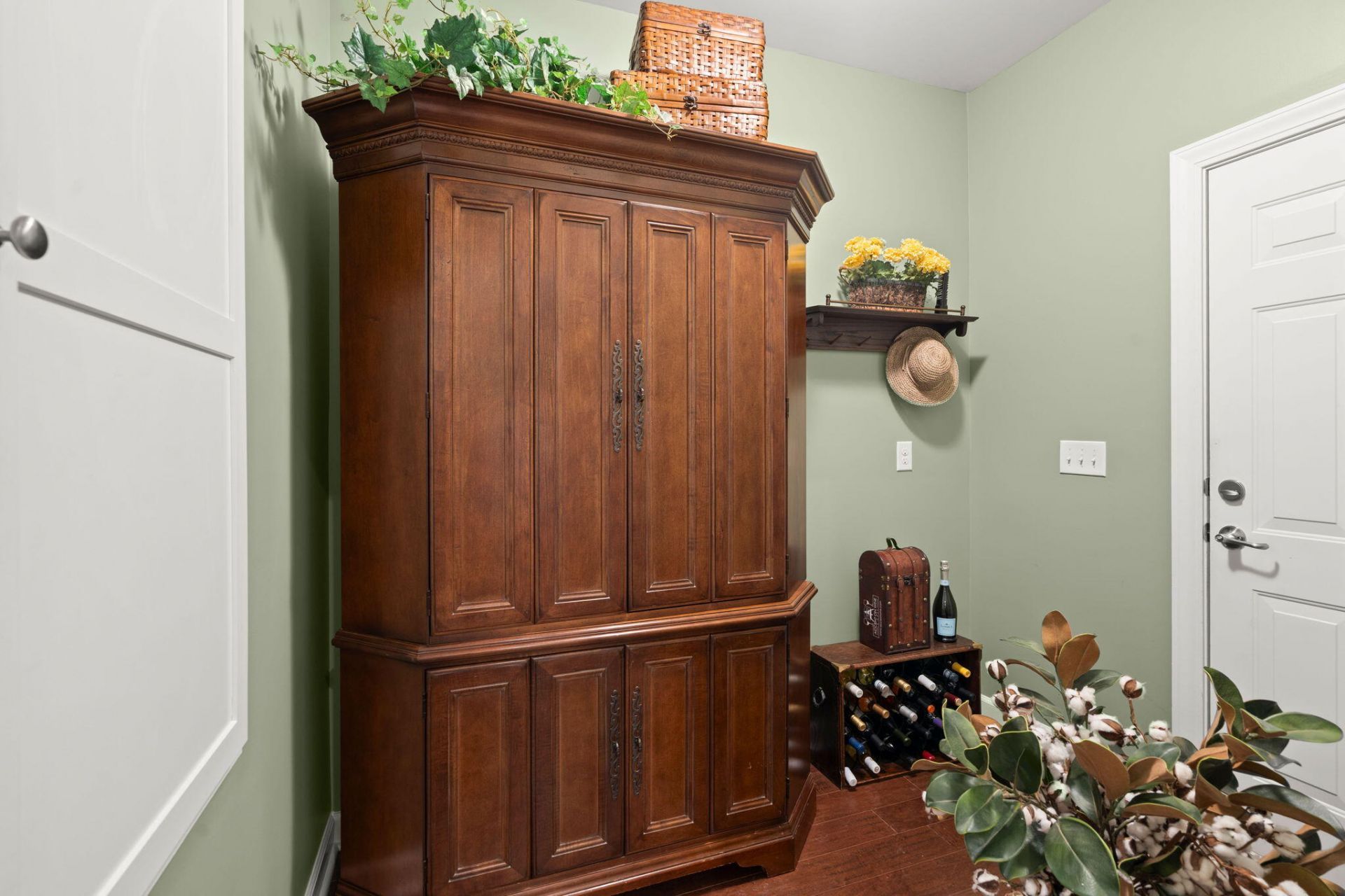 205 Weston Hall Drive Photo 27