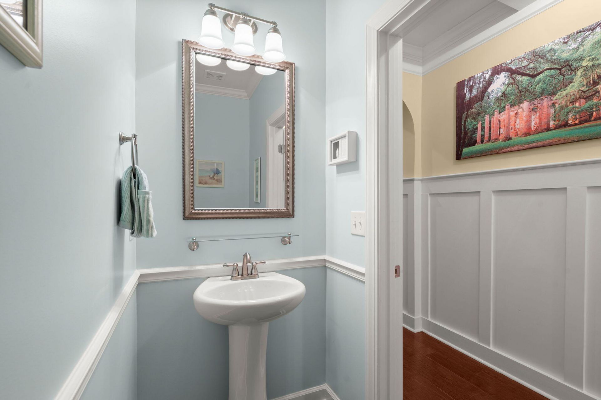 205 Weston Hall Drive Photo 32