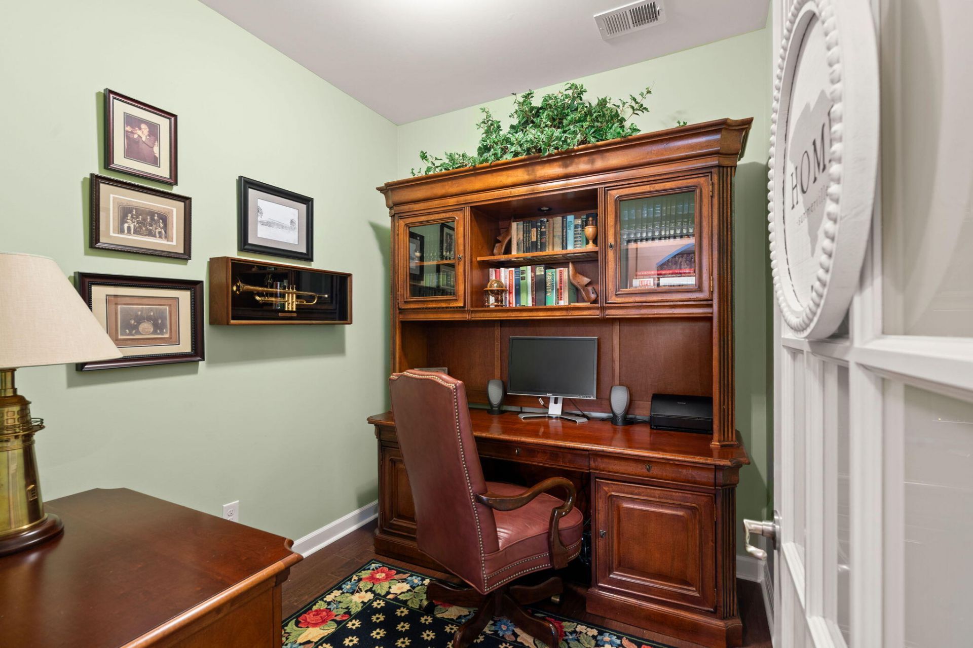 205 Weston Hall Drive Photo 35