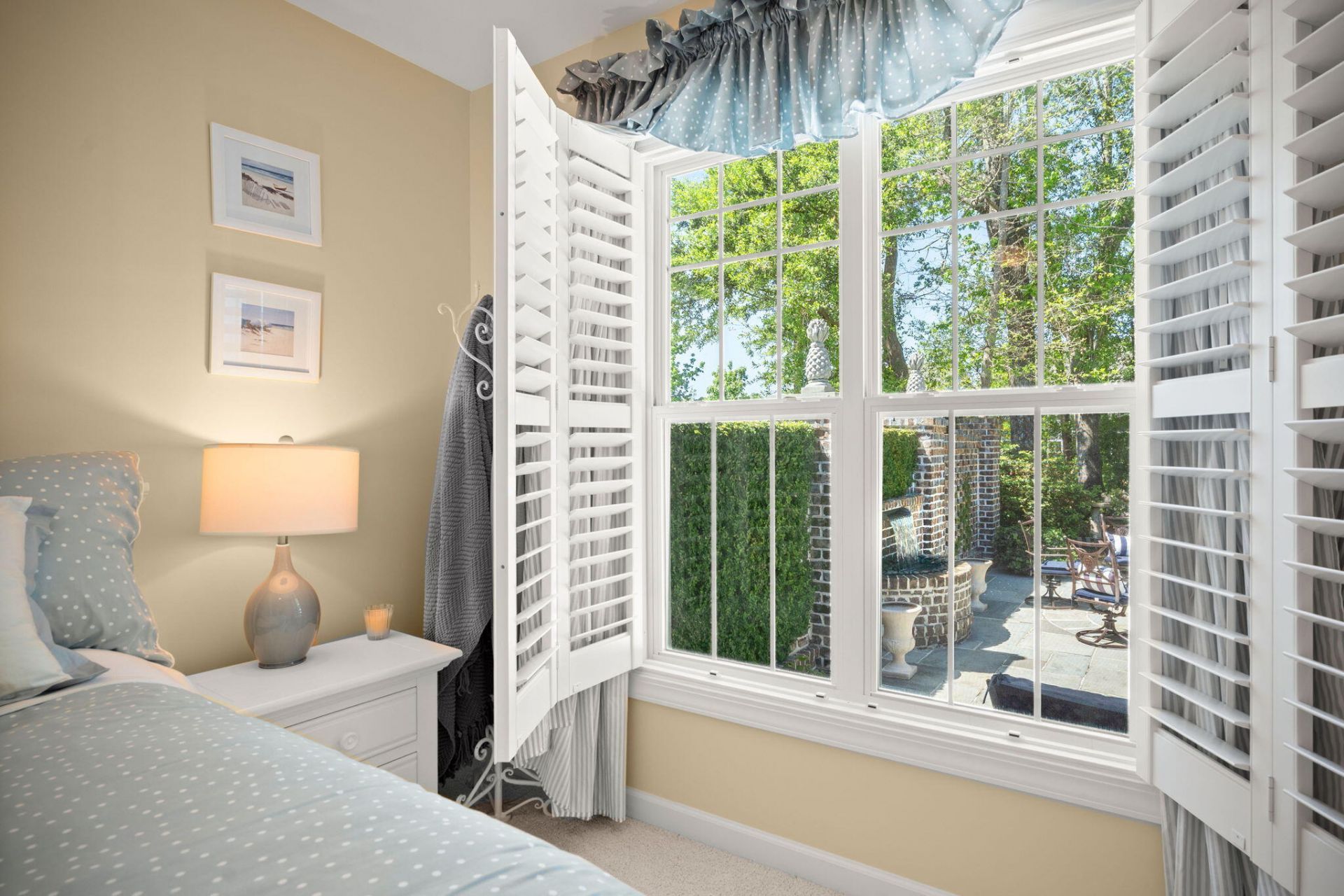 205 Weston Hall Drive Photo 37