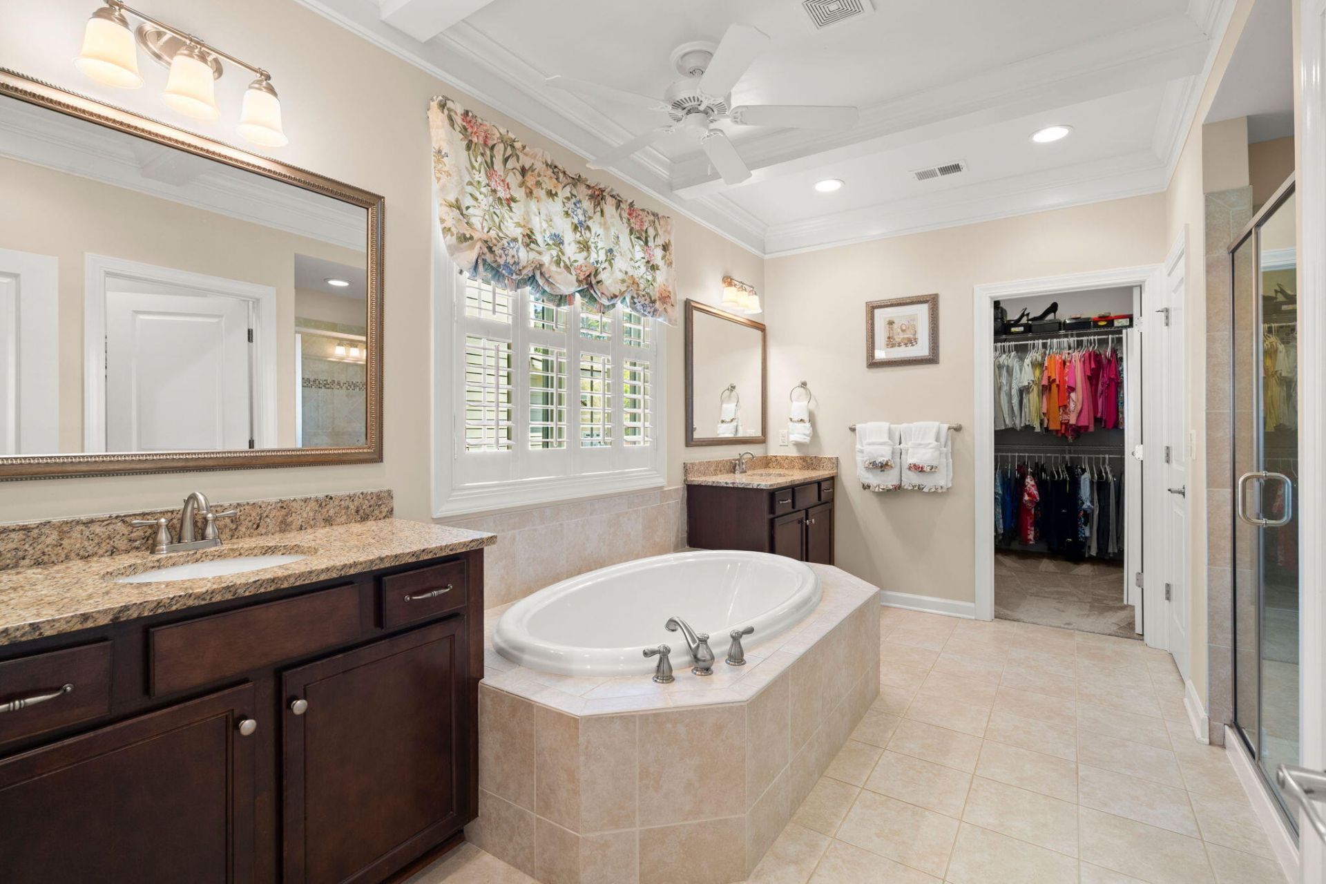 205 Weston Hall Drive Photo 44