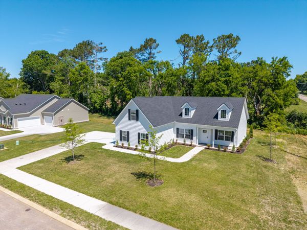 100 Centennial Lane, Columbia, TN 38401