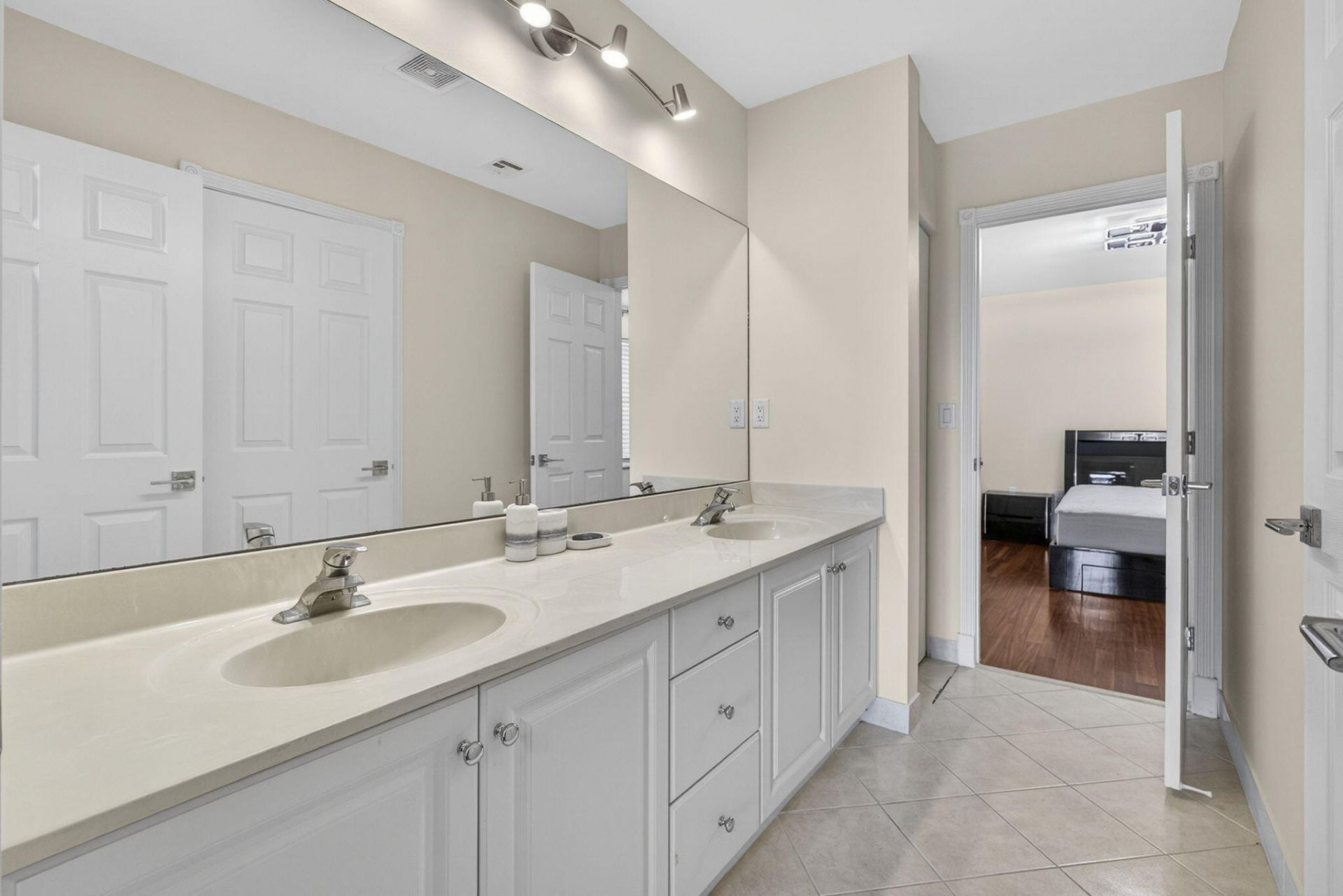 1724 Annandale Circle, Royal Palm Beach, FL 33411 Photo
