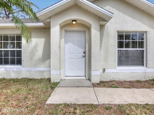 1561 Sandusky Street SE , Palm Bay, FL 32909