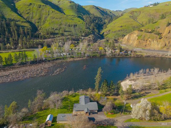 716 State St, Kooskia, ID 83539